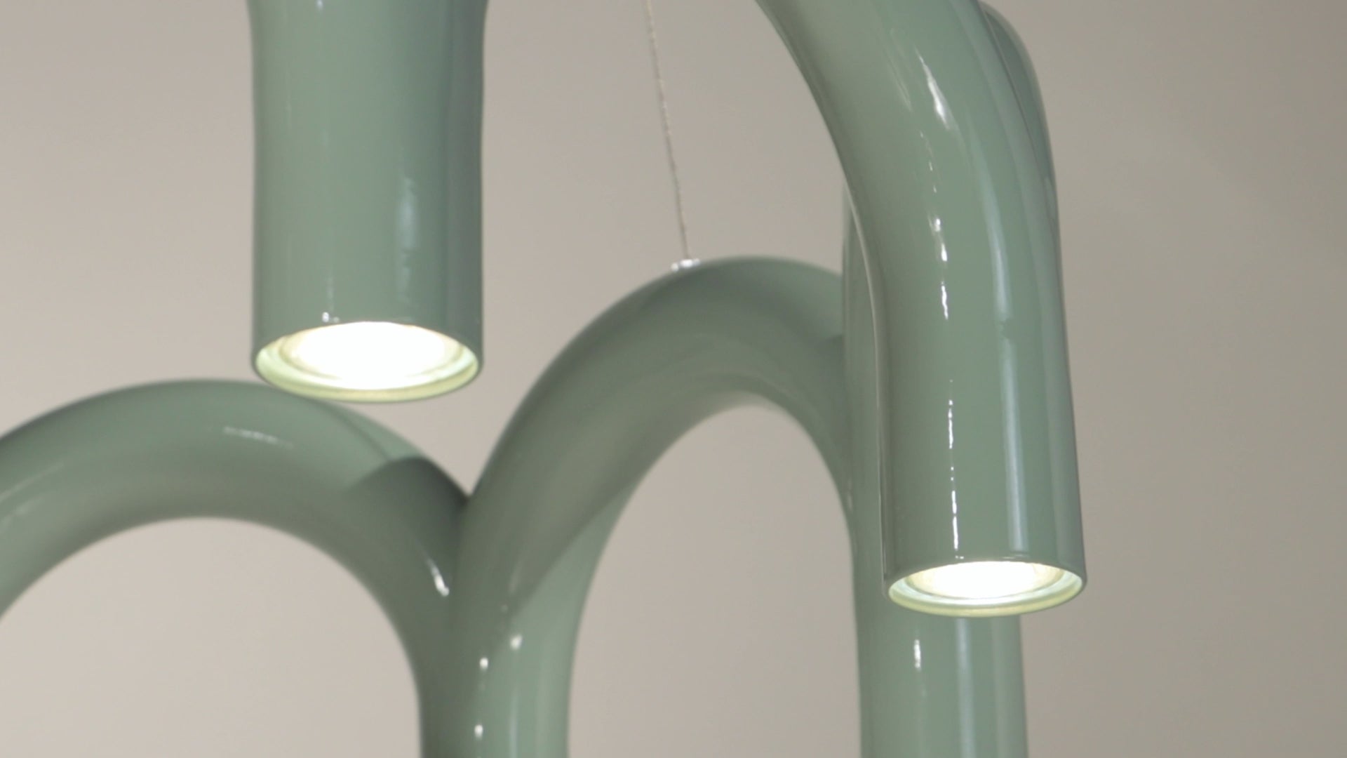 ARCH CIRCLE black pendant lamp