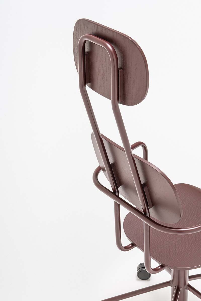 Krzesło z zagłówkiem NEW SCHOOL regulowana podstawa żółty [Milena] MDD    Eye on Design