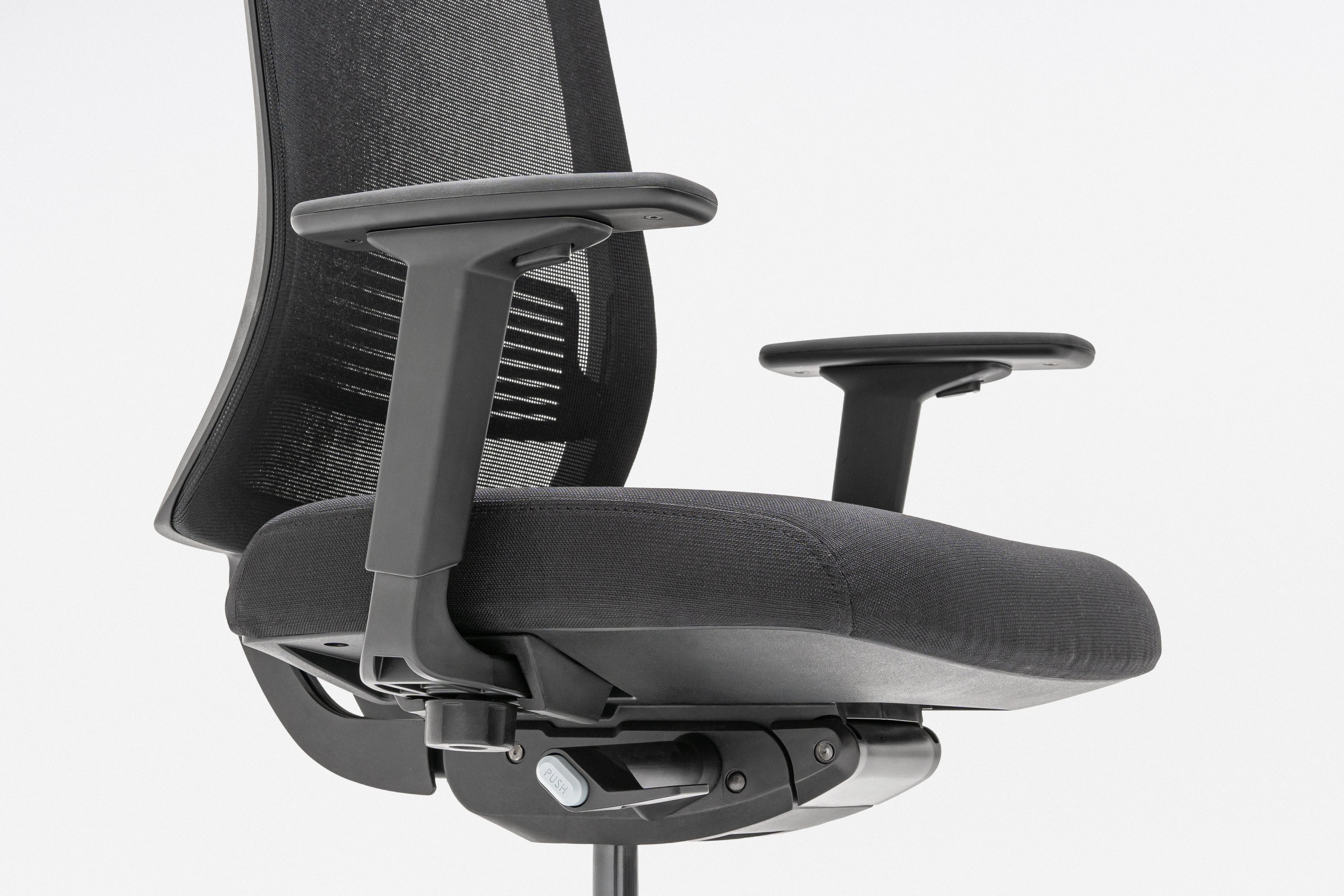 Apex Office Chair mit Rädern für eine harte Oberfläche