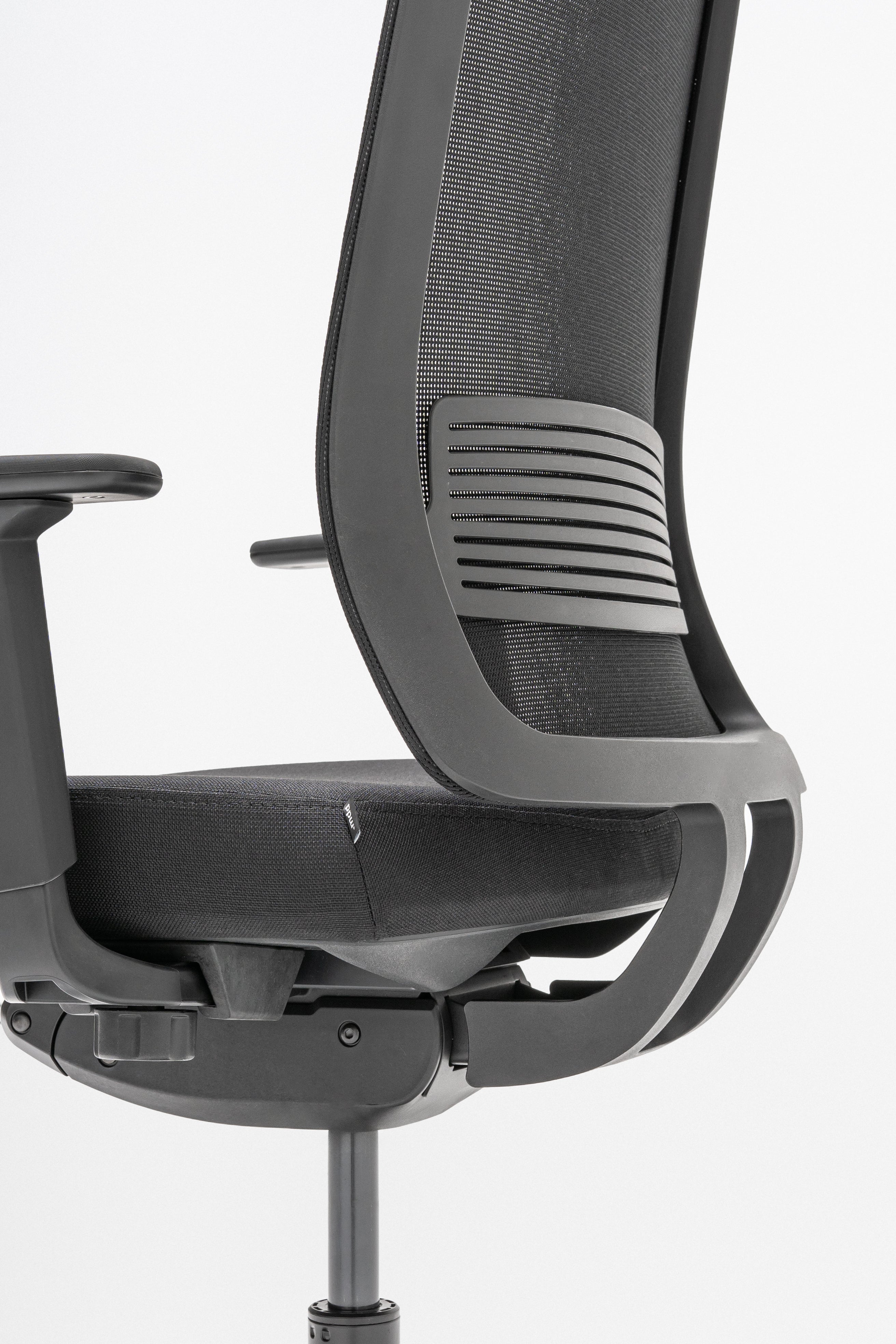 Apex Office Chair mit Rädern für eine harte Oberfläche