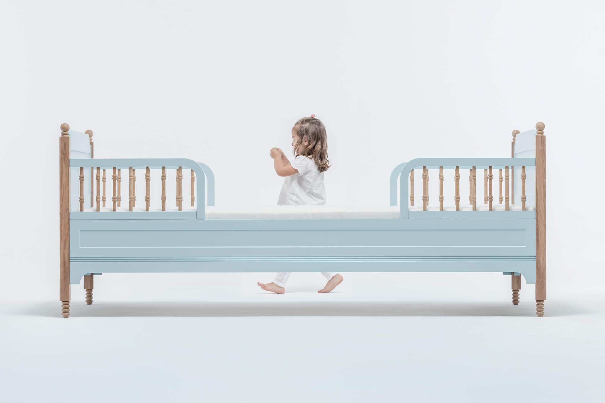 SOFIA TODDLER crib blue