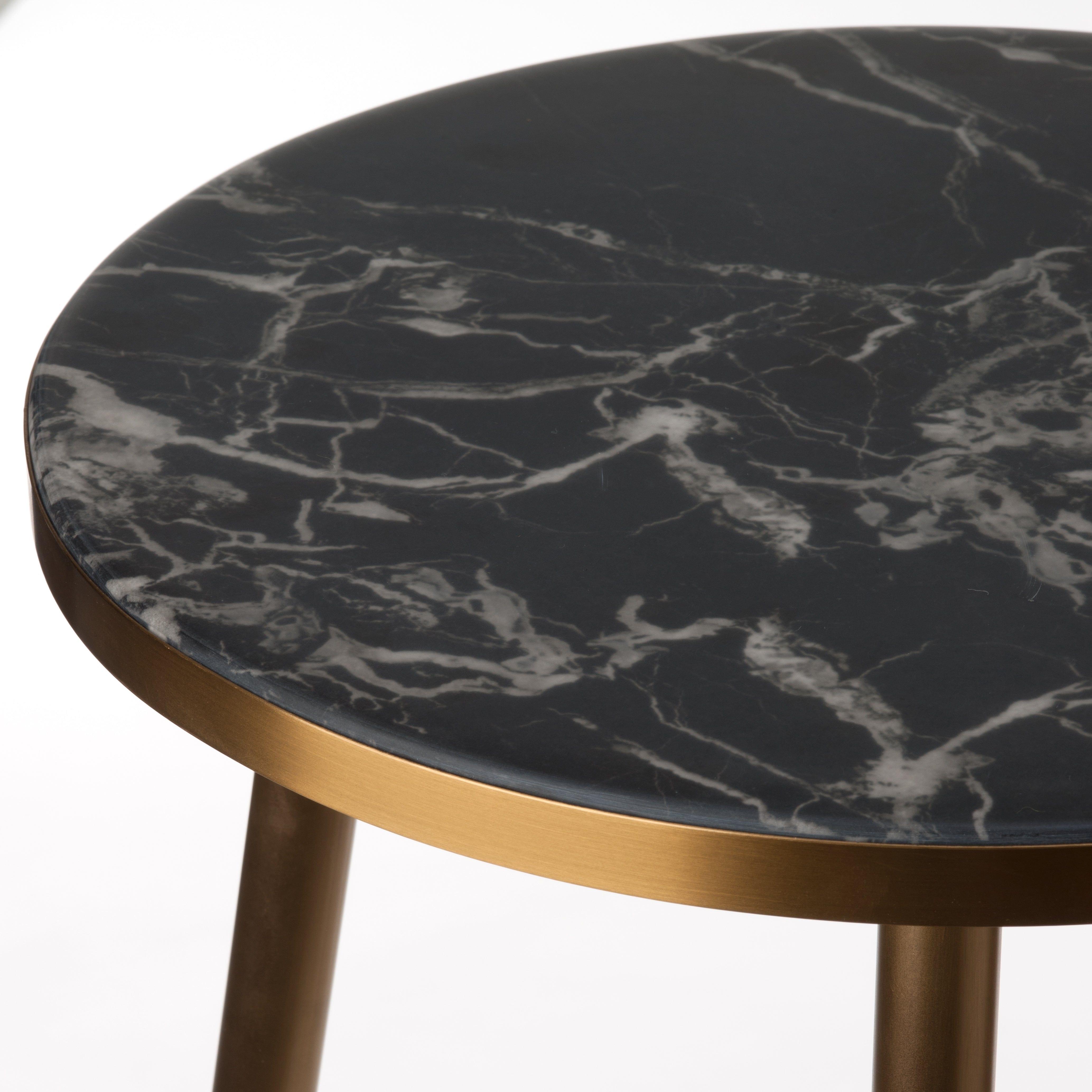 Stolik boczny MARBLE LOOK czarny ze złotą podstawą Pols Potten    Eye on Design