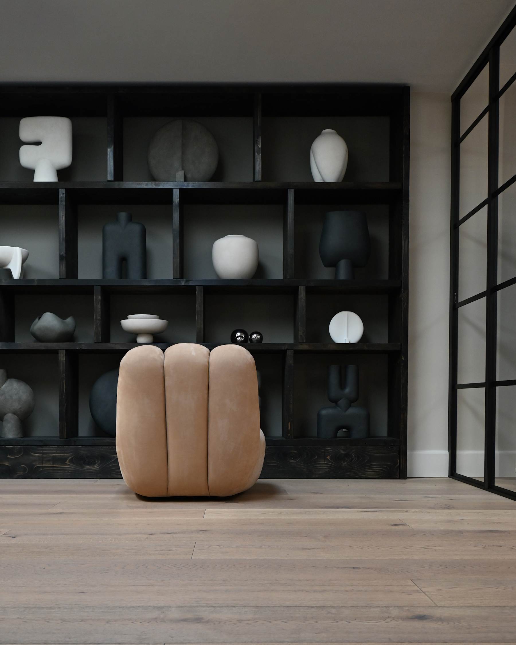TOE Sessel beige Nubukleder