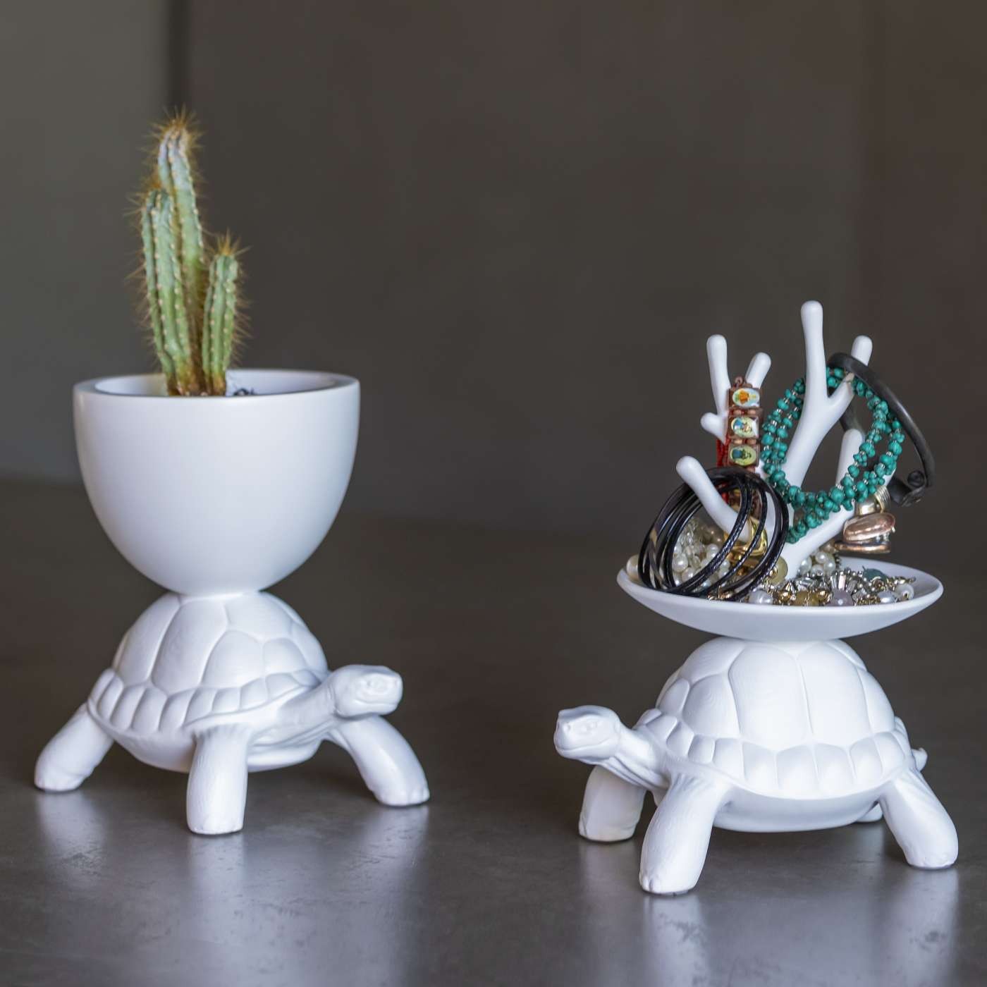 TURTLE CARRY planter light gray