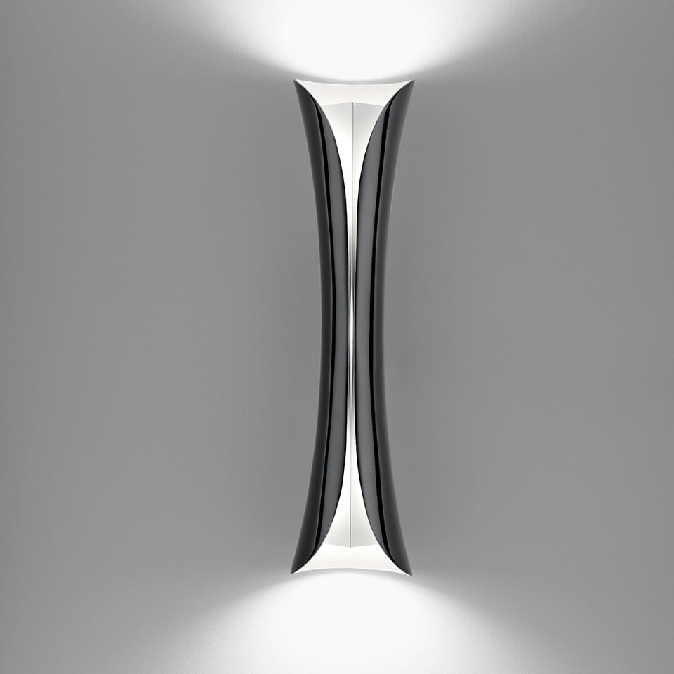 CADMO Black Wall Lamp with White