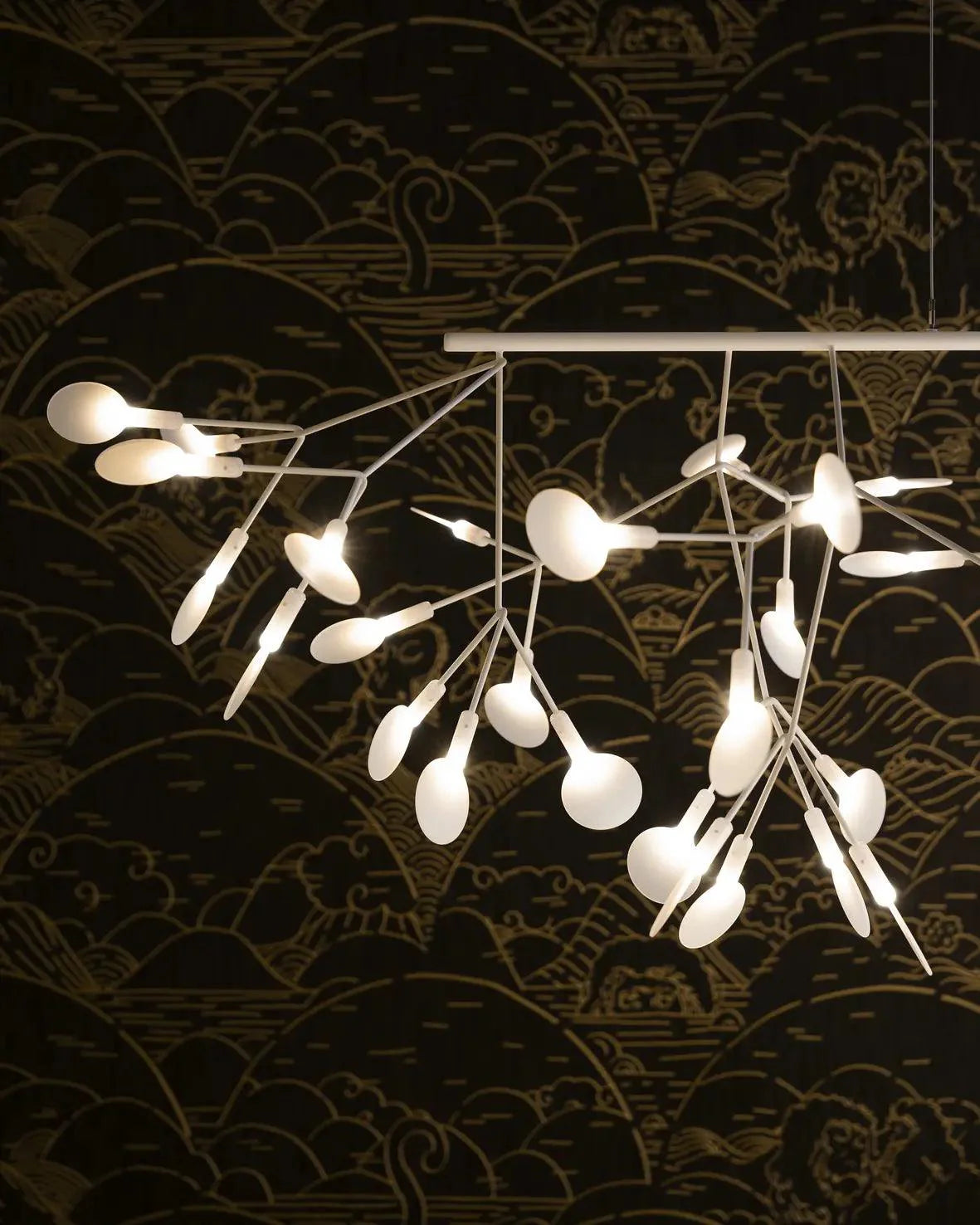 HERACLEUM III LINEAR chandelier white Moooi Eye on Design