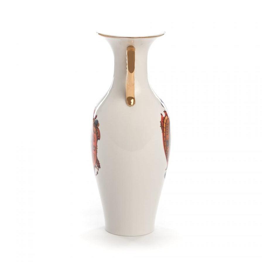 ADELMA porcelain vase - Eye on Design