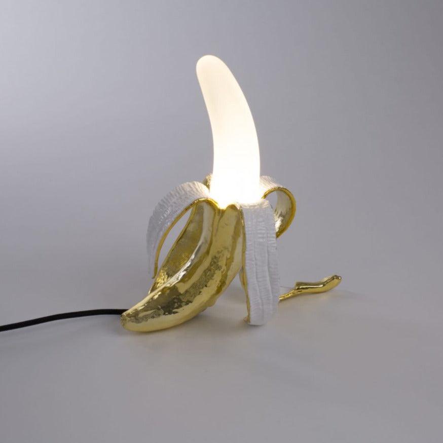 BANANA LOUIE table lamp gold - Eye on Design