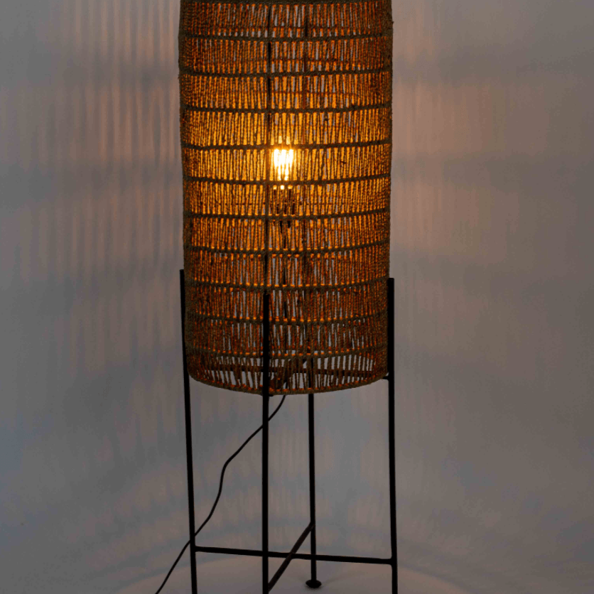 KARI jute floor lamp - Eye on Design