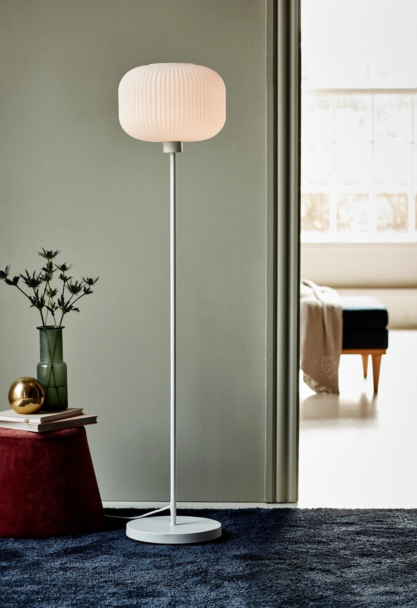 MILFORD floor lamp white - Eye on Design