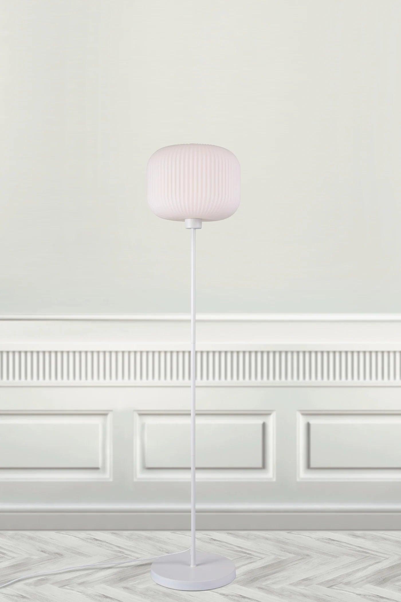 MILFORD floor lamp white - Eye on Design