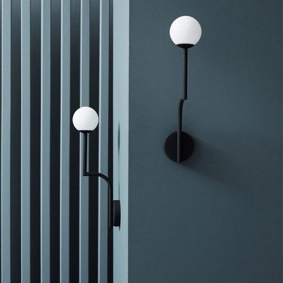 MOBIL wall lamp black - Eye on Design