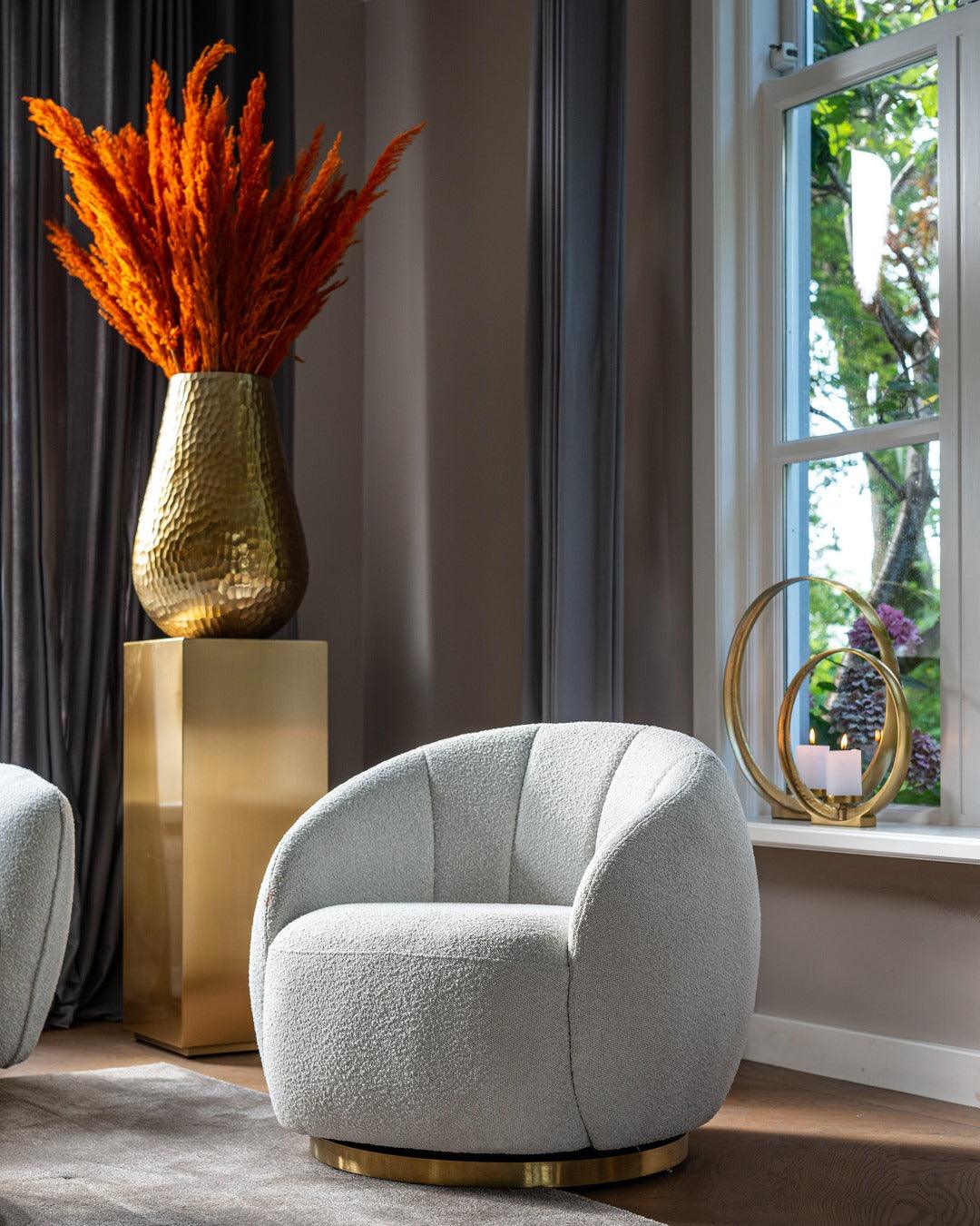 MONZA swivel armchair white boucle - Eye on Design