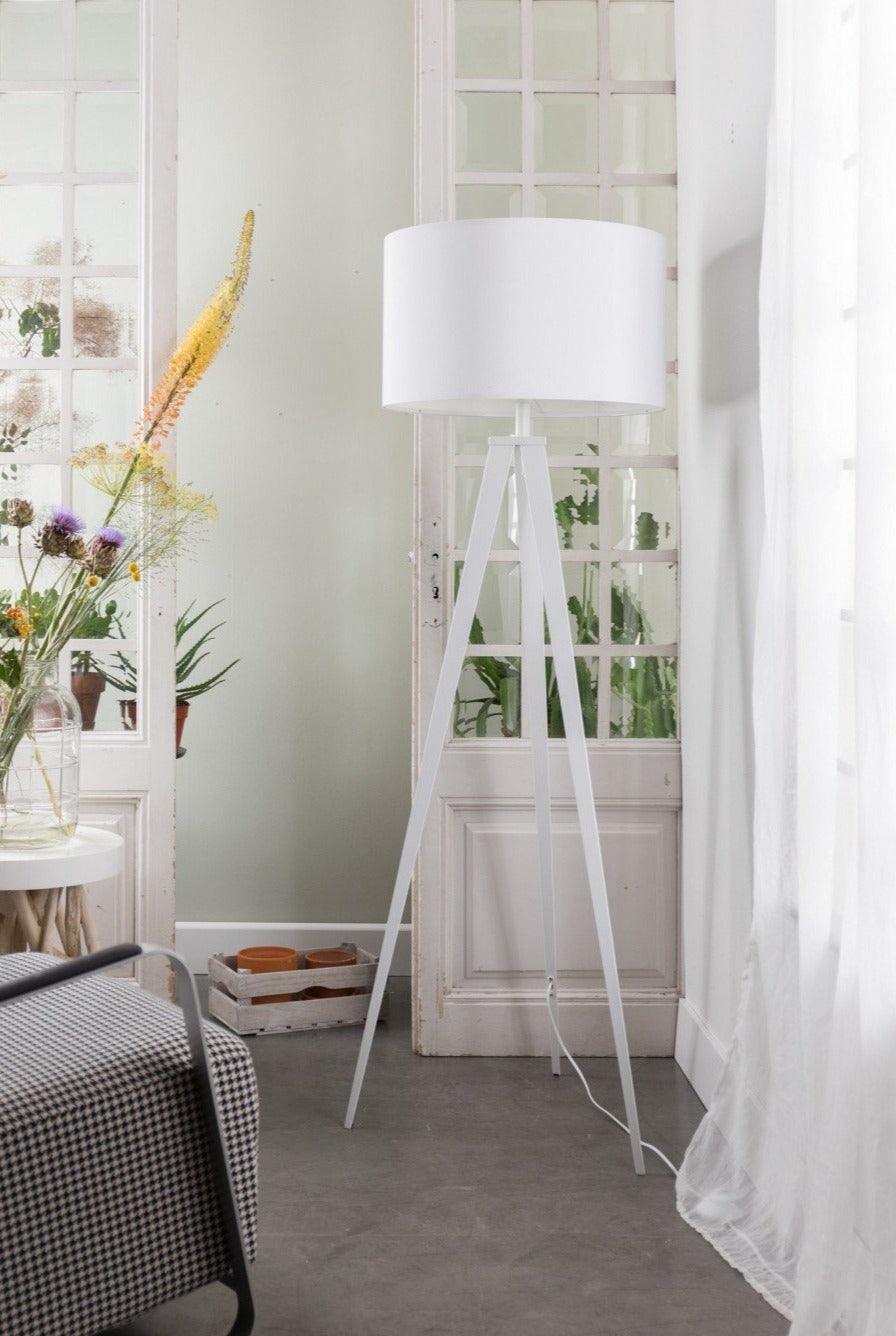 TRIPOD floor lamp white - Eye on Design